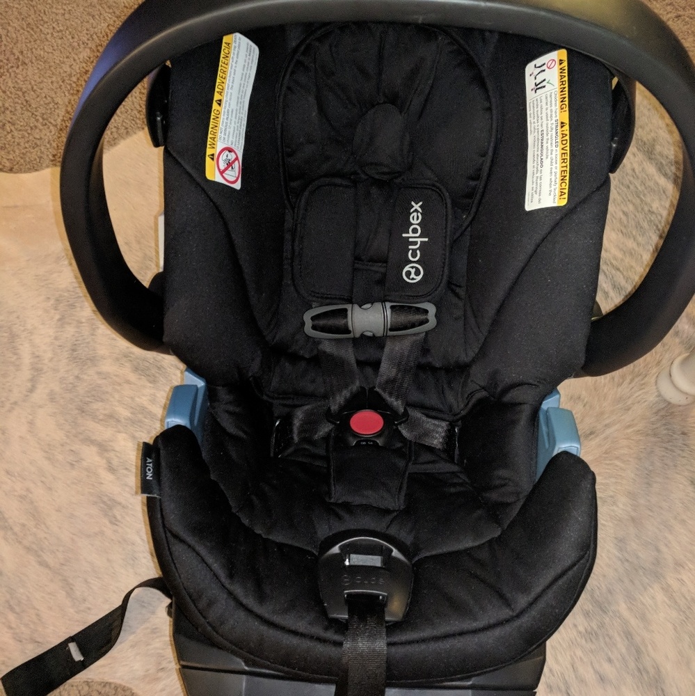 Cybex Aton carseat